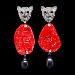 INTERCHANGEABLE COUGAR EARRINGS WITH CORAL PENDANTS AND GREY PEARLS